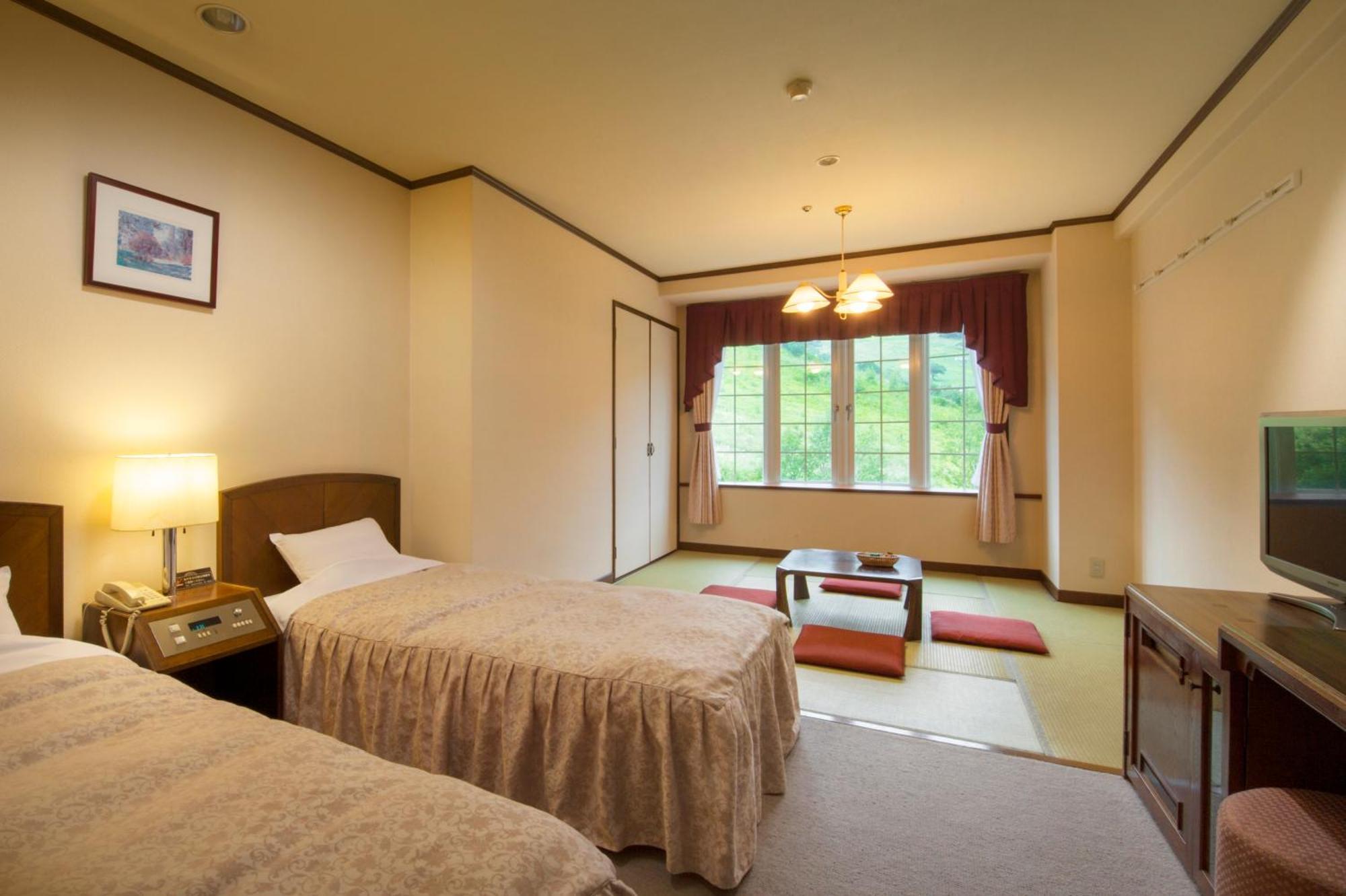 Hotel Green Plaza Hakuba Otari Buitenkant foto