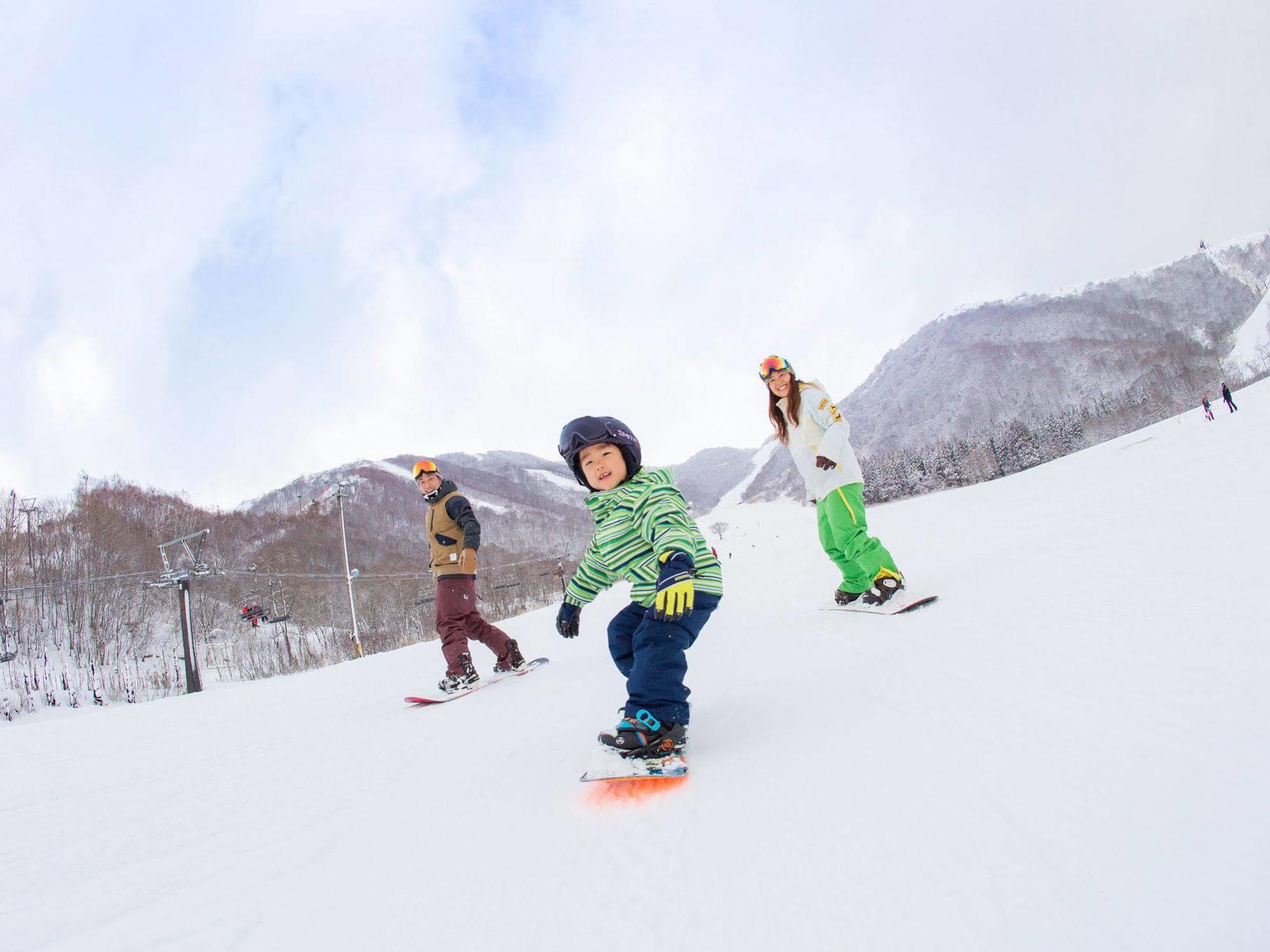 Hotel Green Plaza Hakuba Otari Buitenkant foto